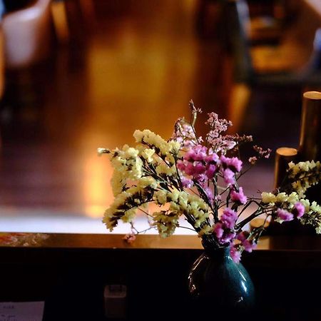 The Hump Hostel 驼峰客栈 Kunming Extérieur photo