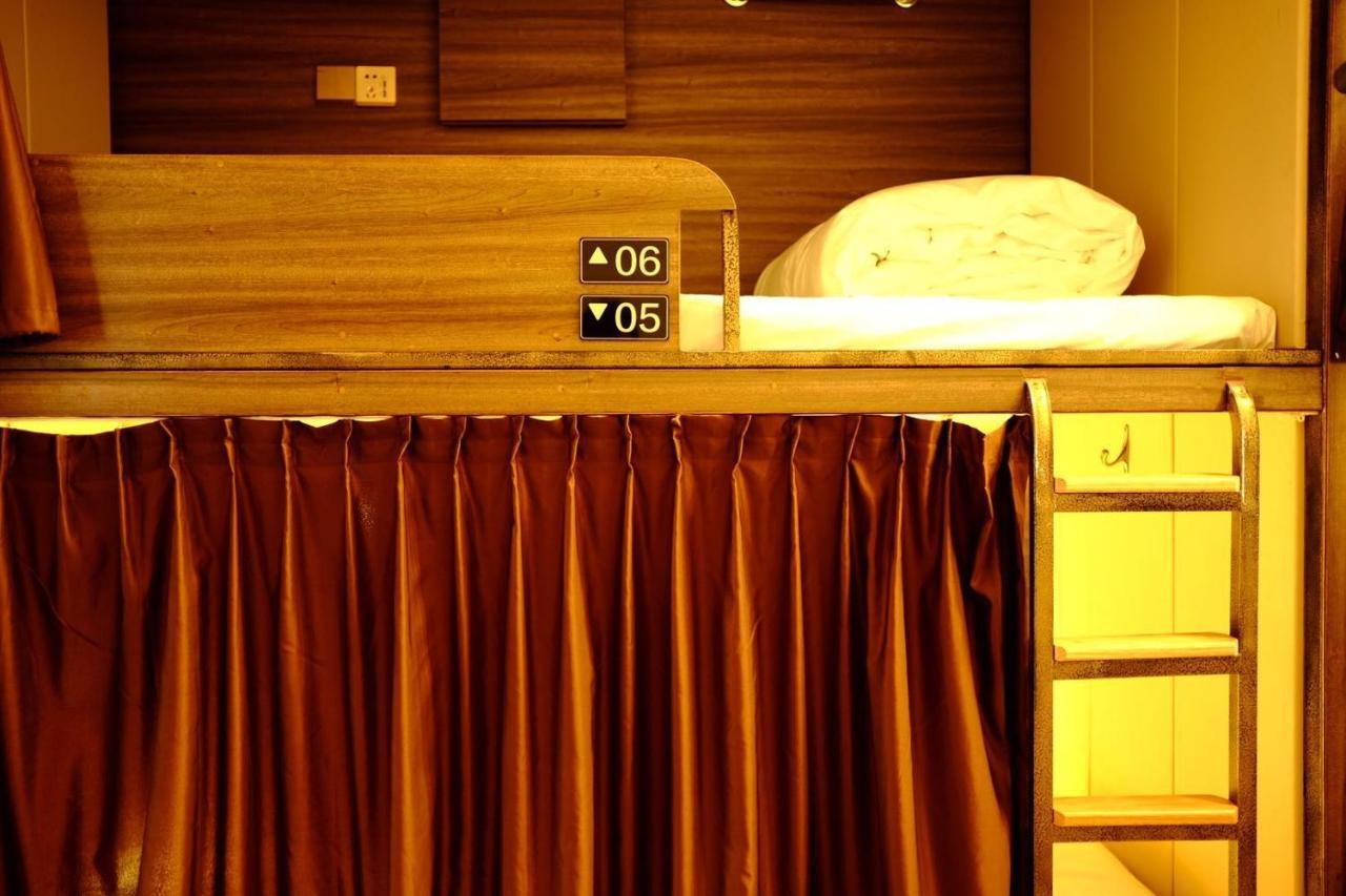The Hump Hostel 驼峰客栈 Kunming Extérieur photo