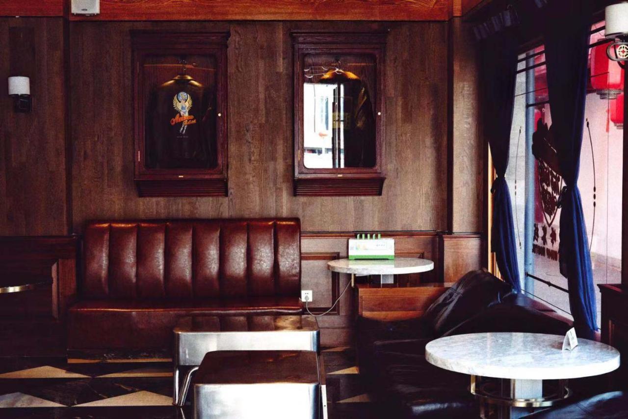 The Hump Hostel 驼峰客栈 Kunming Extérieur photo